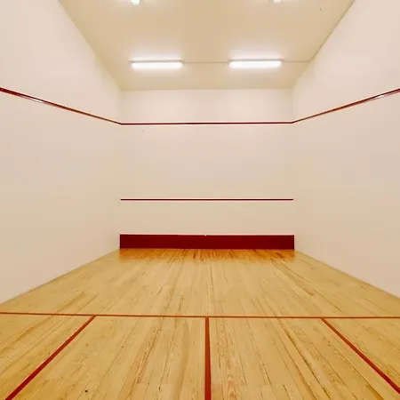 Blue - In Complex With 3 Pools Lejlighed