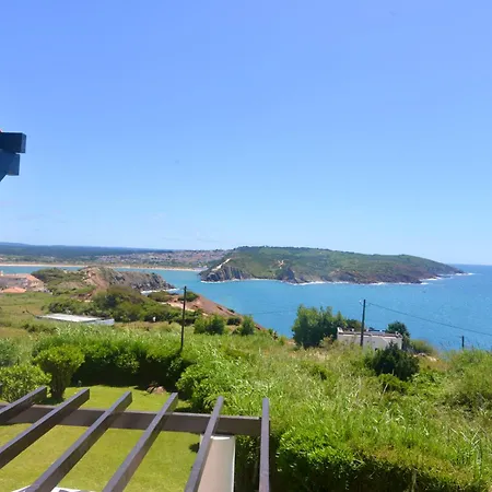 Апартаменты Blue - In Complex With 3 Pools Сан-Мартинью-ду-Порту