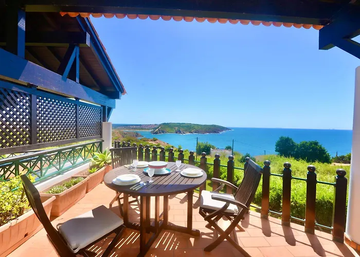 Blue - In Complex With 3 Pools ساو مارتينهو دو بورتو